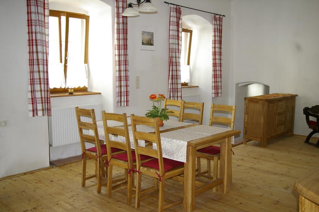 Ferienwohnung Zum Kapuziner Пойсдорф Стая снимка