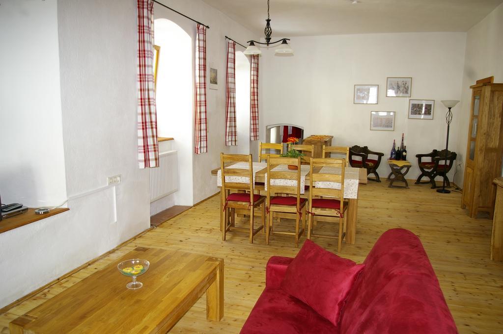 Ferienwohnung Zum Kapuziner Пойсдорф Стая снимка